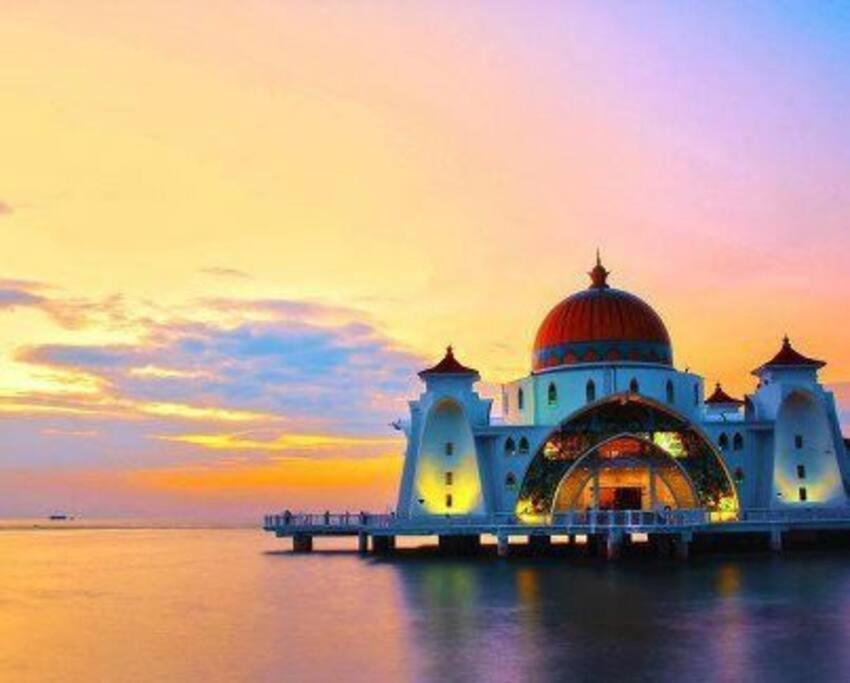 Mahkota Pool View Apartment Near A'Famosa & Jonker Malacca エクステリア 写真